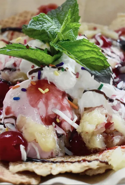 44 Below Burger & Ice Cream Bar