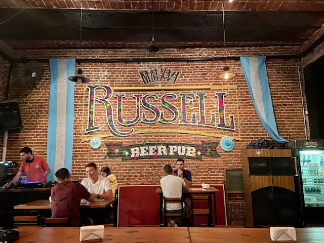 Russell Beer Pub