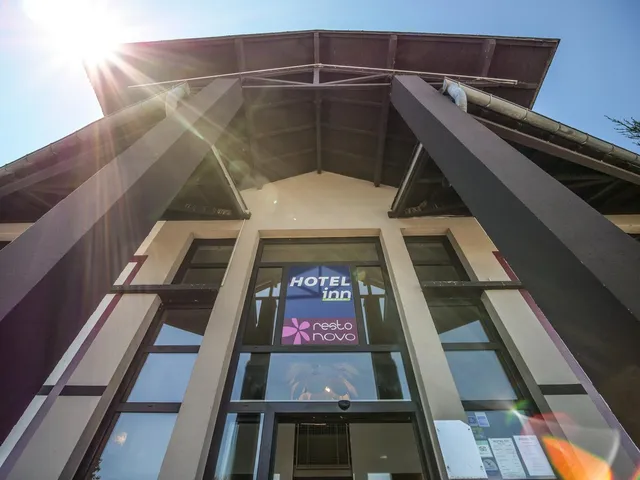 Hotel inn design SEDAN