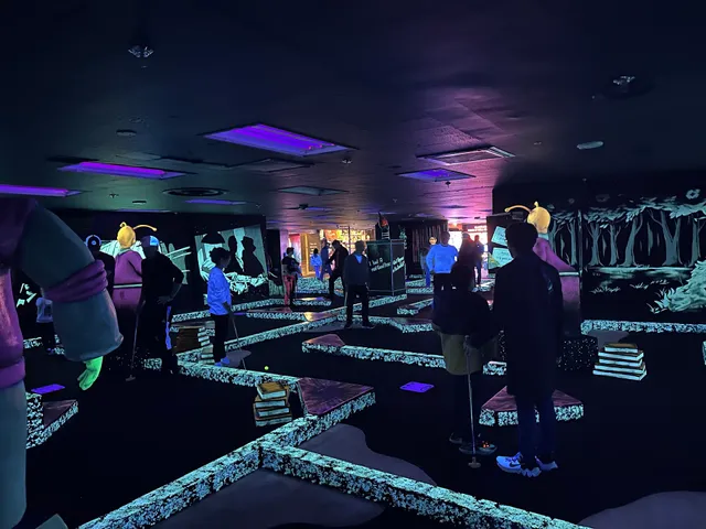 Twilight Zone Mini Golf