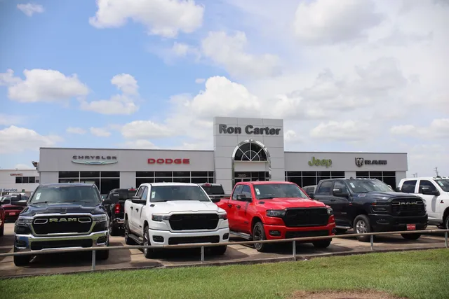 Ron Carter Chrysler Dodge Jeep Ram in Alvin