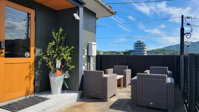 GUEST HOUSE バイクヤノニカイ