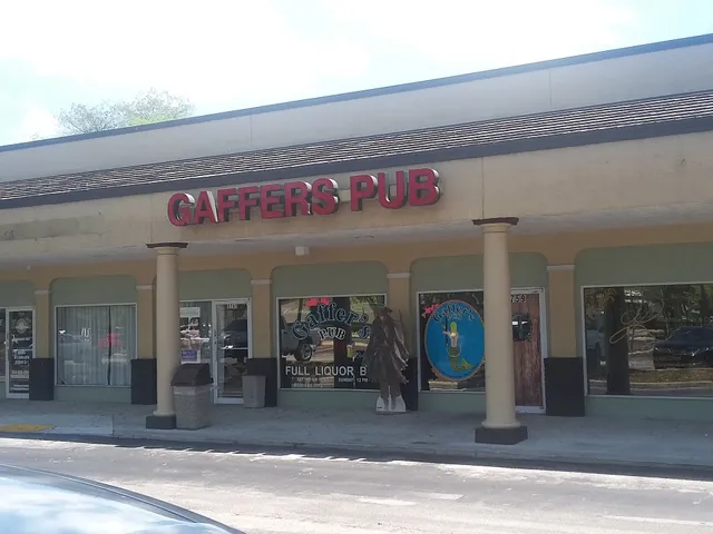 Gaffer's Pub (Smoking Allowed)