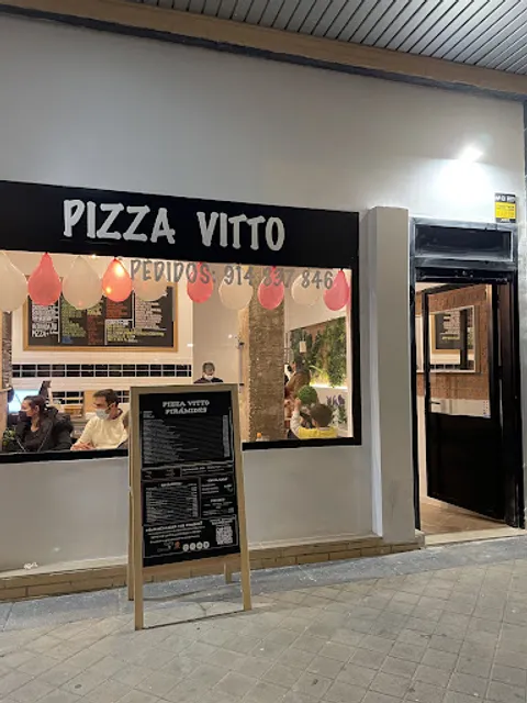 Pizza Vitto Pirámides