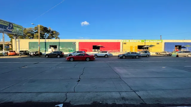 Poor Honey's Used Furniture