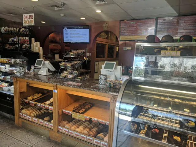 Avon Bakery & Deli