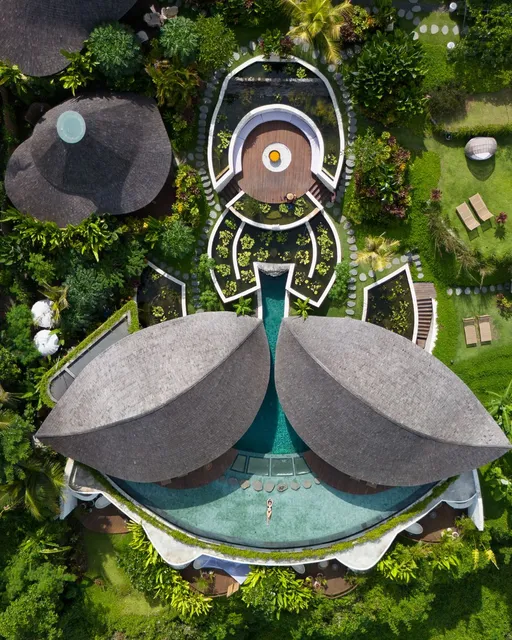 Solana Luxury Wellness Retreat