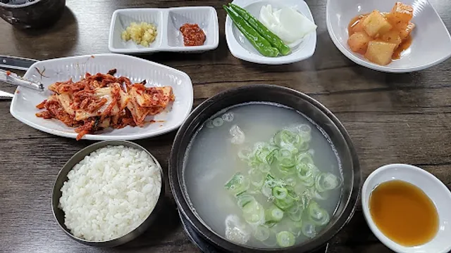 만석꾼곰탕