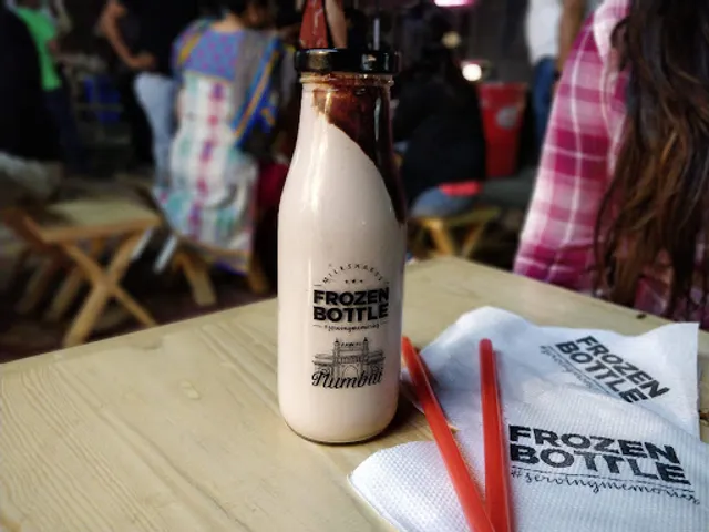 Frozen Bottle - Milkshakes, Desserts, and Ice Cream