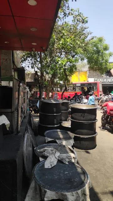 SS Hyderabad Biryani, Kolathur