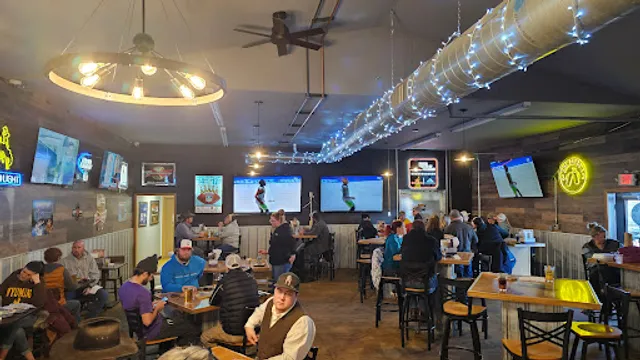 Brewgards Liquor and Lounge