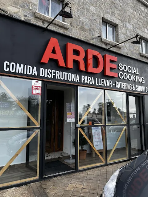 ARDE SOCIAL COOKING burger club