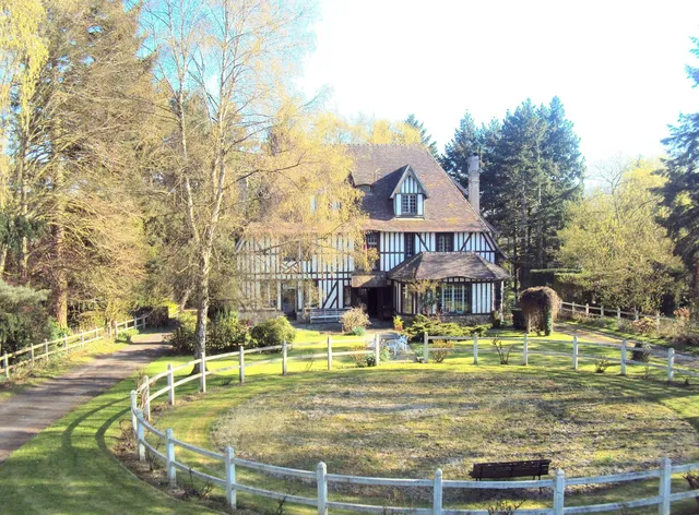 Prieuré Boutefol:Location chambre d´hôte avec piscine - B&B (Calvados Deauville Honfleur)