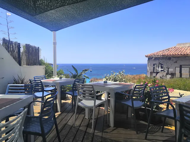 17 Food & Drink Cala Tarida