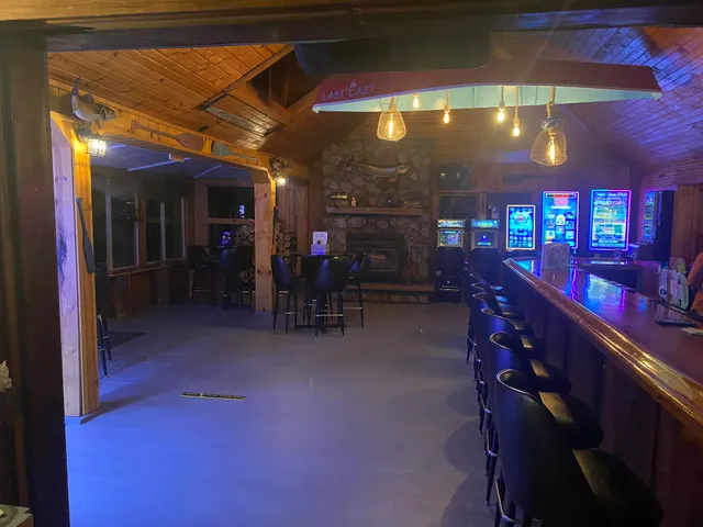 Last Cast Bar & Grill