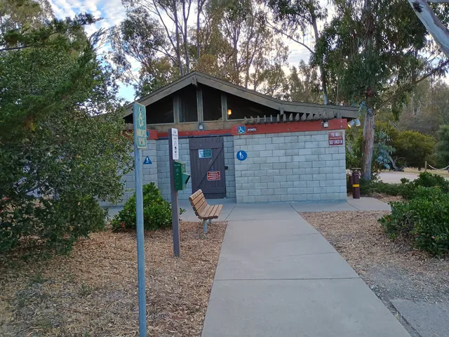 El Chorro Regional Campground
