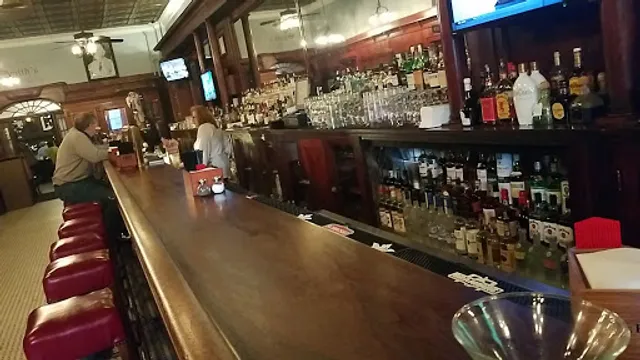 Smith's Public House