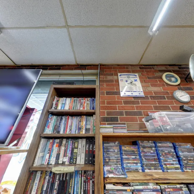 Bud's Kwik Kash Pawn