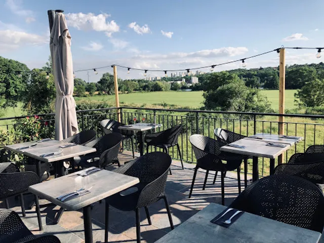 La Fontaine d' Etiolles