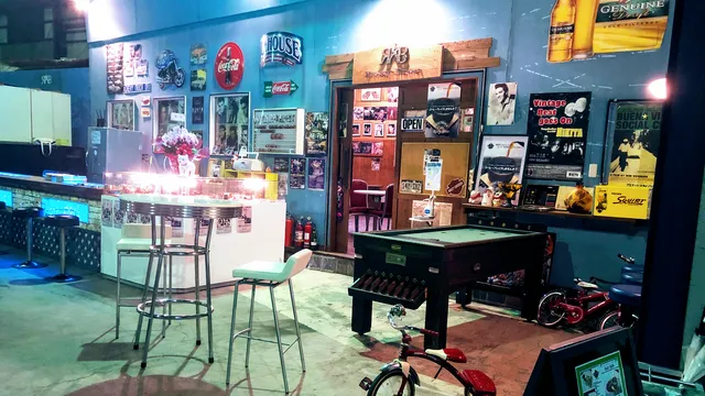 ロキシーブロス Roxy Bros カフェ バー ライブ