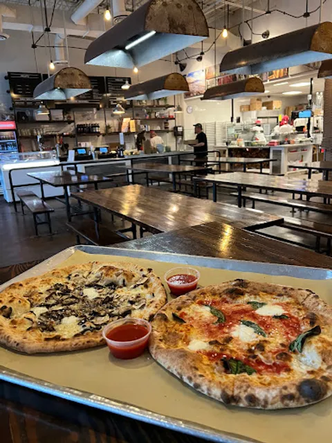 Inizio Pizza Napoletana