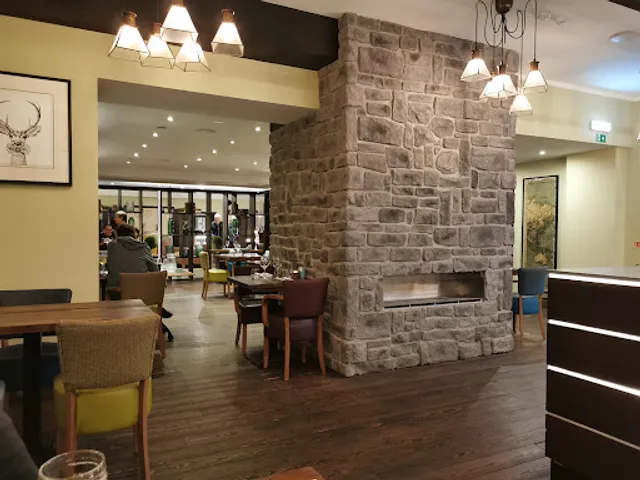 Woodland Bar and Kitchen