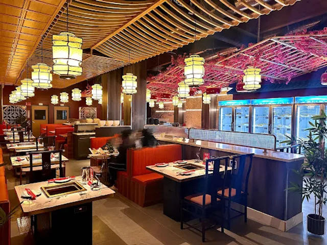 小不点串串香火锅 Little Guys Hot Pot