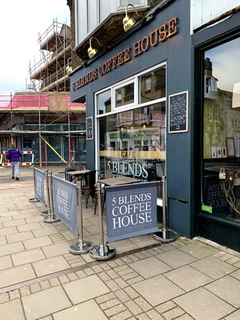 5 Blends Coffee House