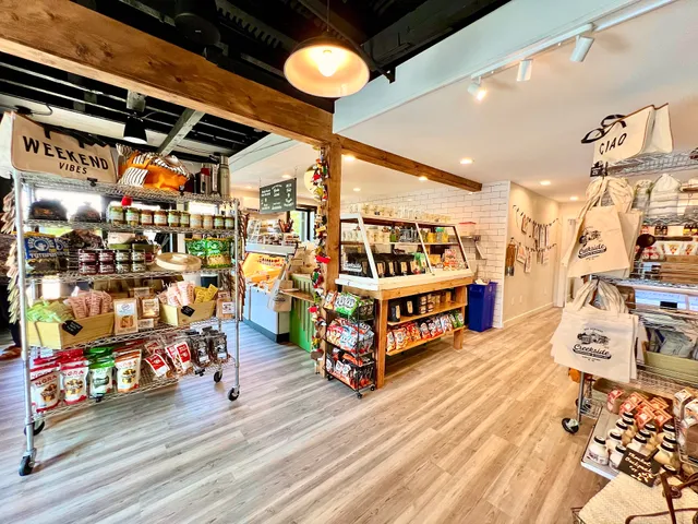 Creekside Provisions + Supplies