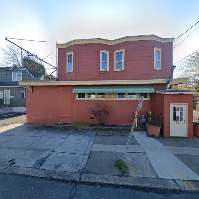 Johnny's Grill-Tom Fischer's