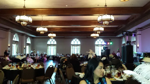 Oklahoma Memorial Union Food Court