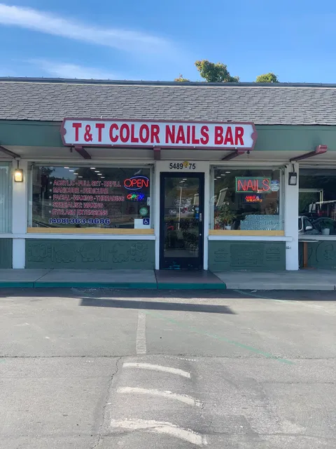 Toshi's Flowers & Gifts