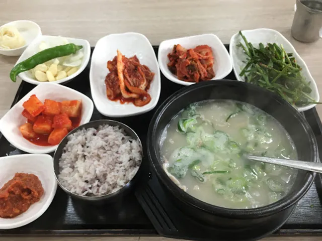 김해돼지국밥