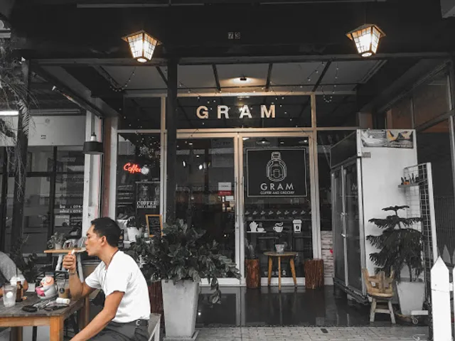 Gram Coffee & Grocery