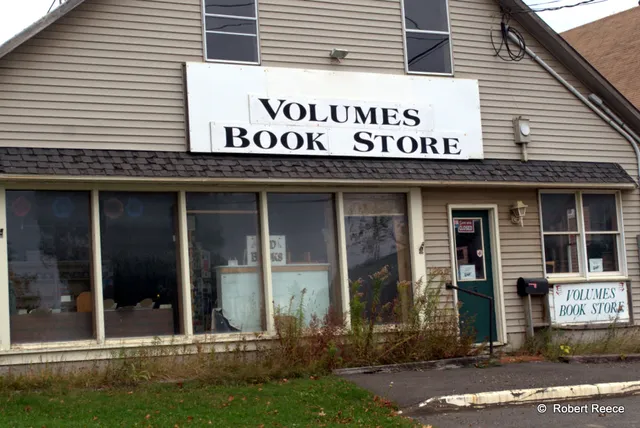 Volumes Book Store