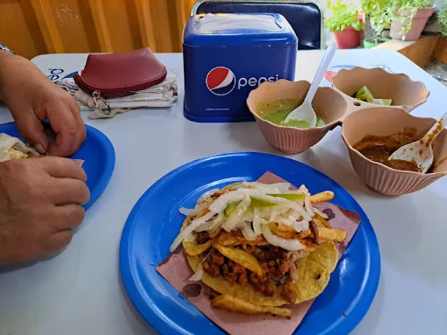 Antojitos Mexicanos Güicho