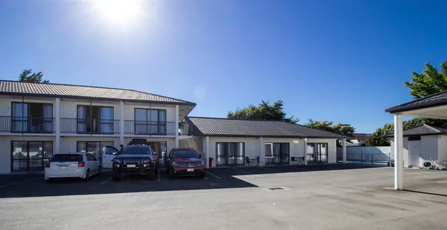 ASURE Phoenix Motor Inn