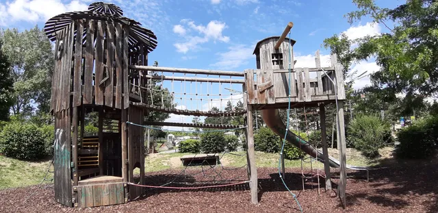 Spielplatz "Zug und Bahn"