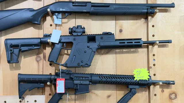 AZ Pawn of New London