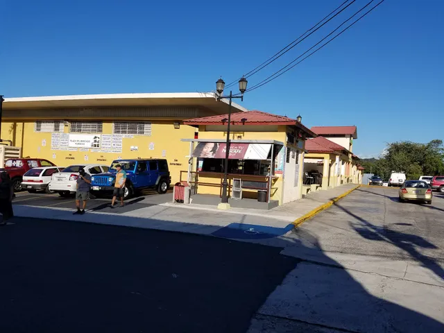 Plaza del Mercado de Humacao Wilfredo Cuadrado Sánchez