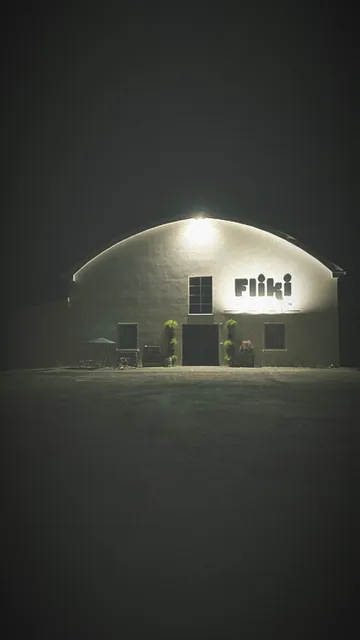 Fliki - Vintage Industrial Interiors