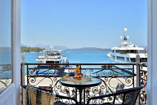 Poros Mood the Rooms