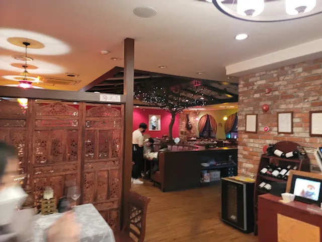 Bombay Indian Restaurant