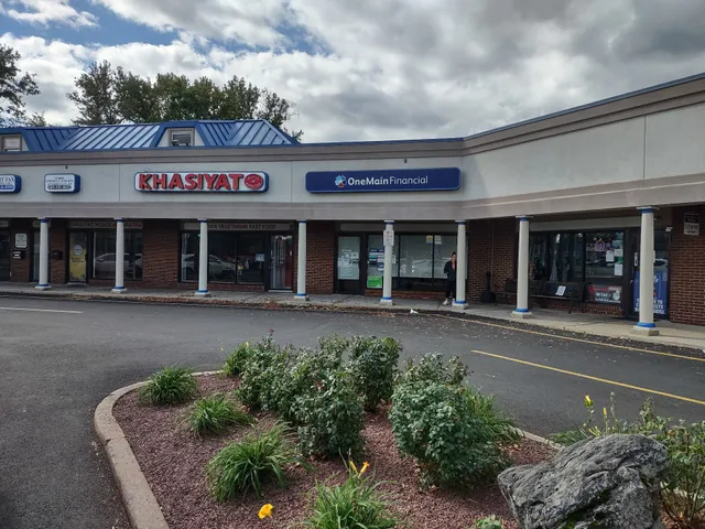 Royal Plaza Shopping Center