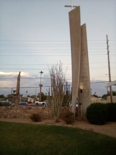 Holy Cross Lutheran Church