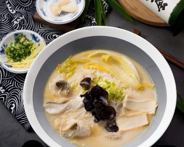 鱼汤米线