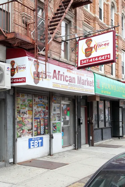 Small Mommi African Market