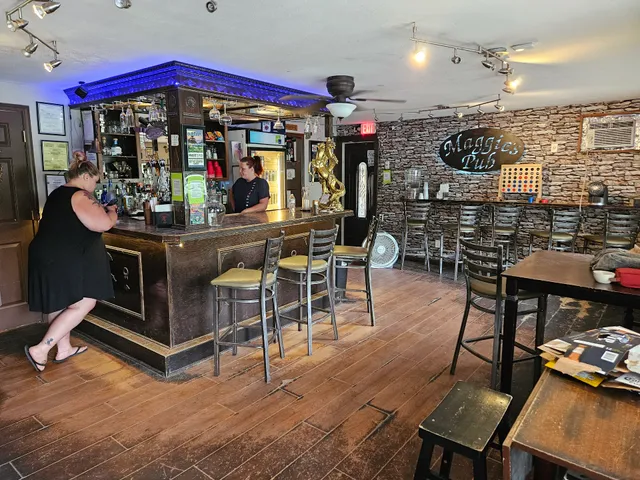 Maggie's Pub