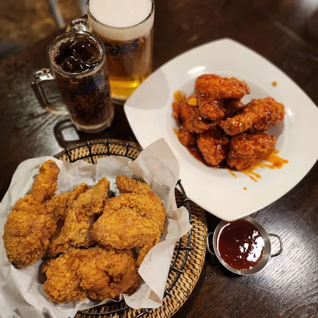 BBQ치킨 천안백석점 (치킨&비어)