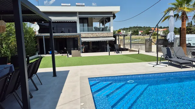 Agia Lydia, Sea View Suite House